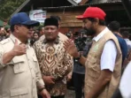 presiden-kunjungi-posko-pengungsi-bencana-alam-aceh-1765097290910_169