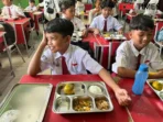 tim-mahasiswa-universitas-airlangga-unair-menggagas-pembuatan-deodoran-cair_221212172059-964
